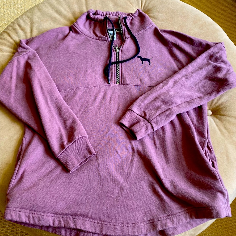 Pink Sweatshirt pullover medium